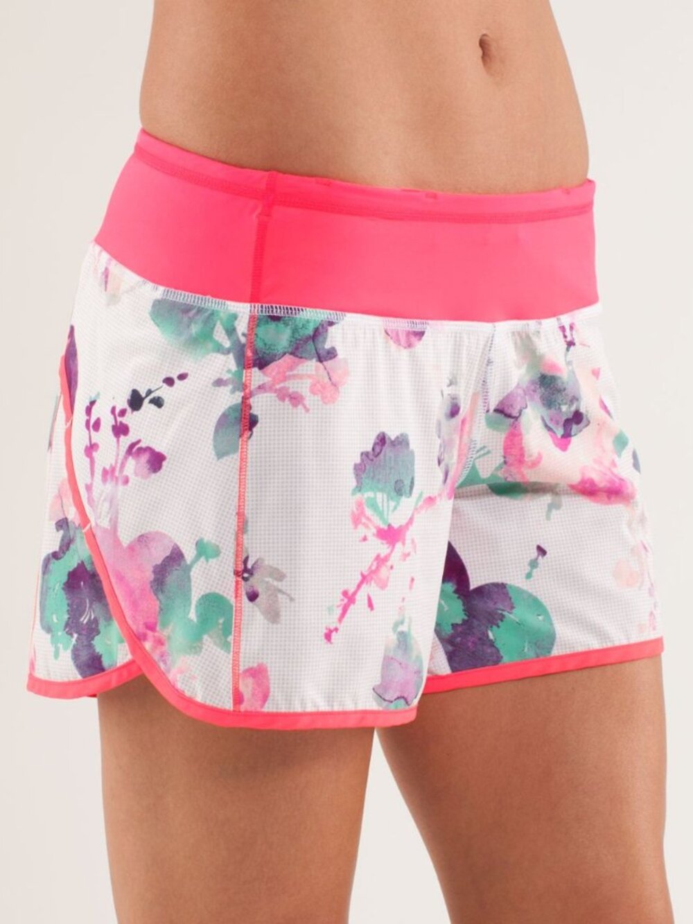 Lululemon Turbo Run Short Blurred Blossoms White / Flash Size 4
